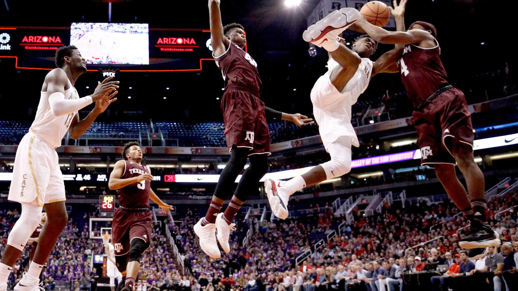 Dylan Smith, Brandon Randolph learn on the fly in Wildcats' win over No. 7 Texas A&M